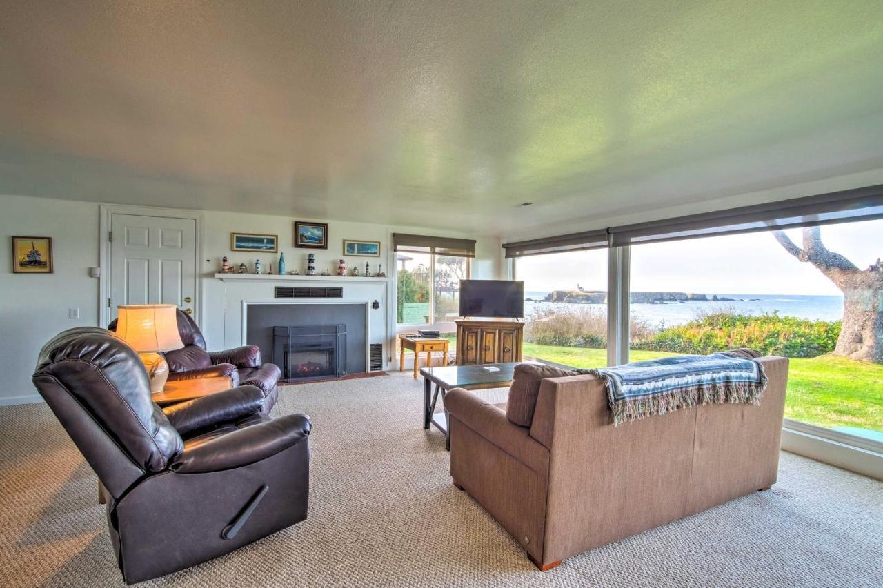 Cliffside Lighthouse Beach Home With Ocean View Coos Bay Bagian luar foto